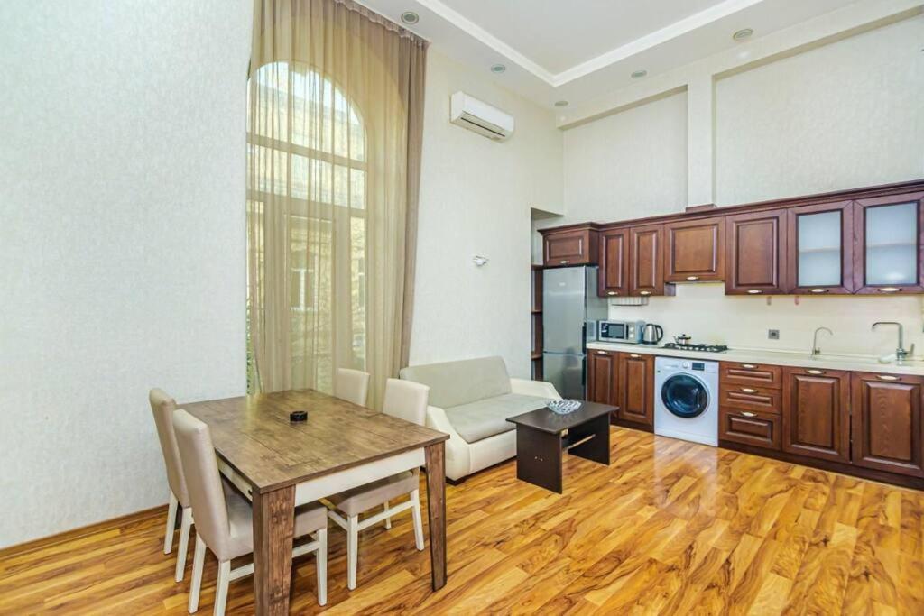 City Center Apartment バクー エクステリア 写真